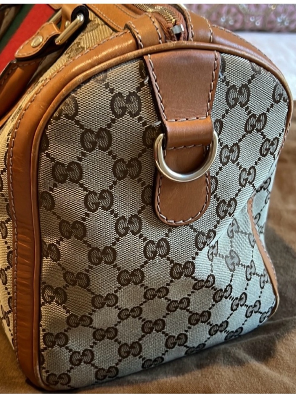 Vintage Gucci Tan GG Supreme Satchel with Red & Green Stripe - Picture 5 of 14